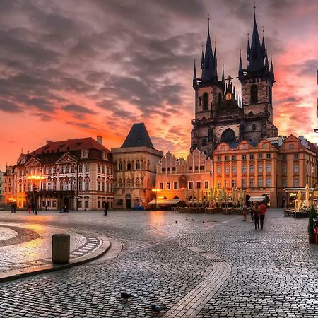 Spacious Apartment Near Wenceslas Square Praag Buitenkant foto