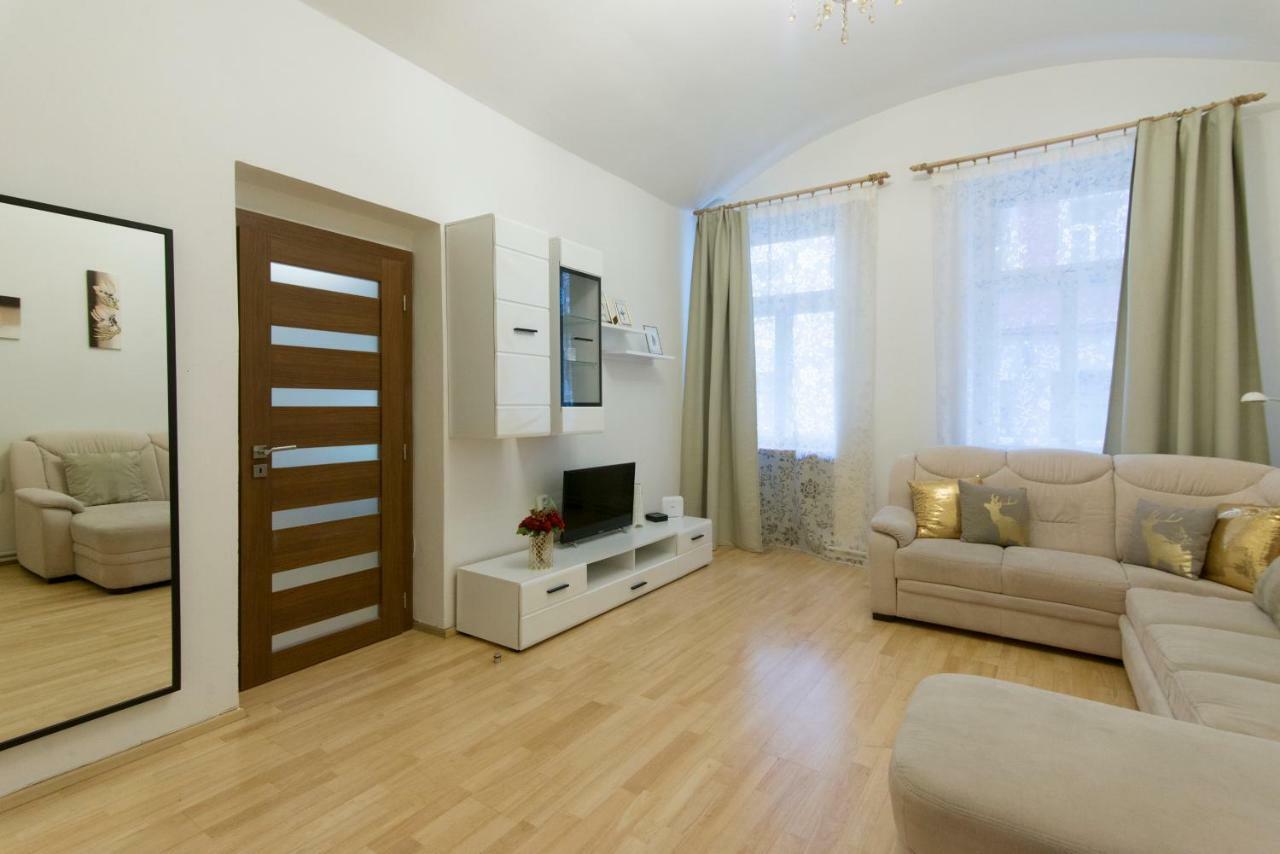 Spacious Apartment Near Wenceslas Square Praag Buitenkant foto